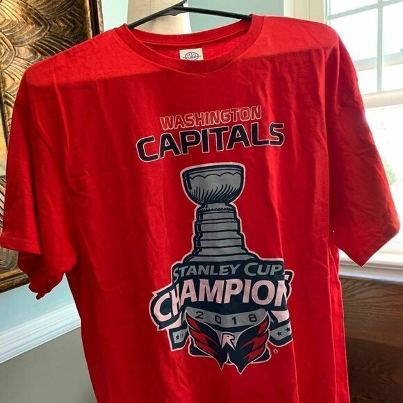 Delta Apparel Unisex Tee Shirt Washington Capitals 2018 Stanley Cup Champions - Picture 1 of 8